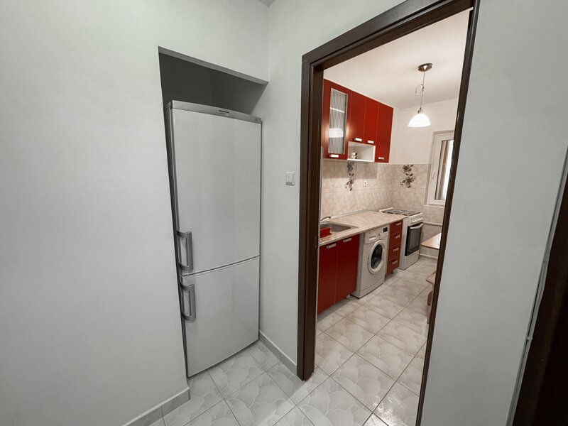 Drumul Taberei, garsoniera moderna.